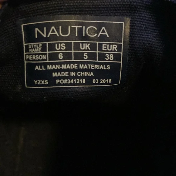 Nautica boots, size 6 mens, size 8 woman. Brown and navy blue EUC - Picture 4 of 6